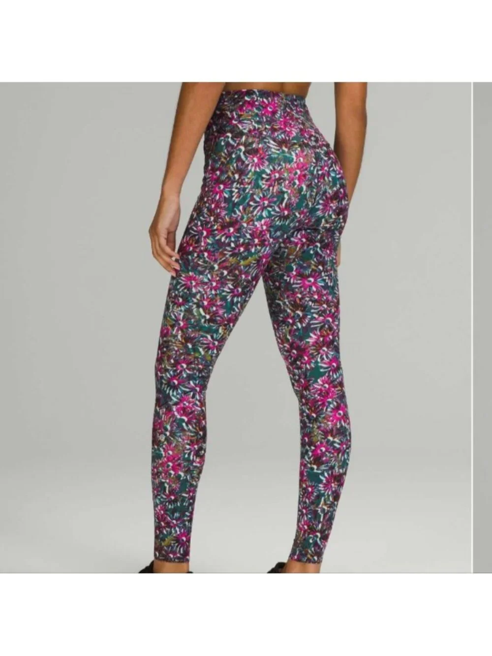 Lululemon Base Pace High-Rise Tight 28